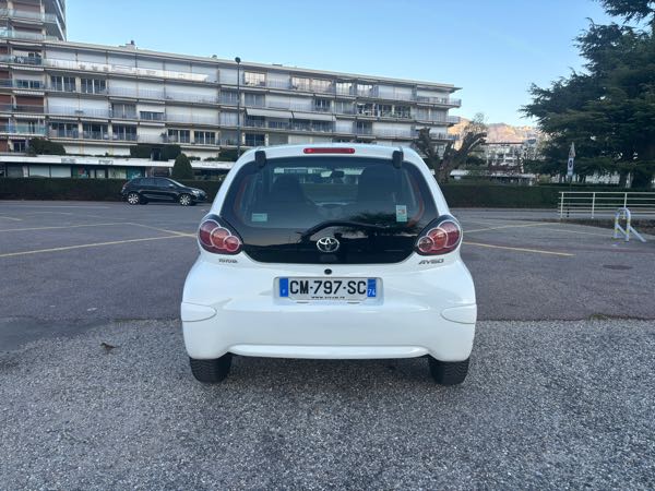 Toyota Aygo (2) 1.0 VVT-I DYNAMIC 5P