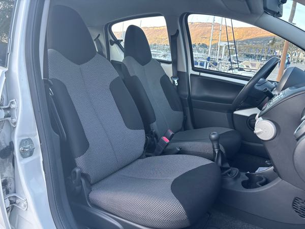 Toyota Aygo (2) 1.0 VVT-I DYNAMIC 5P