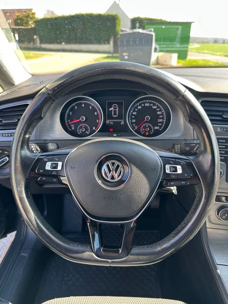 Volkswagen Golf Volkswagen Golf 7 1l4 TSI 125cv Confortline Crit’air 1 2013