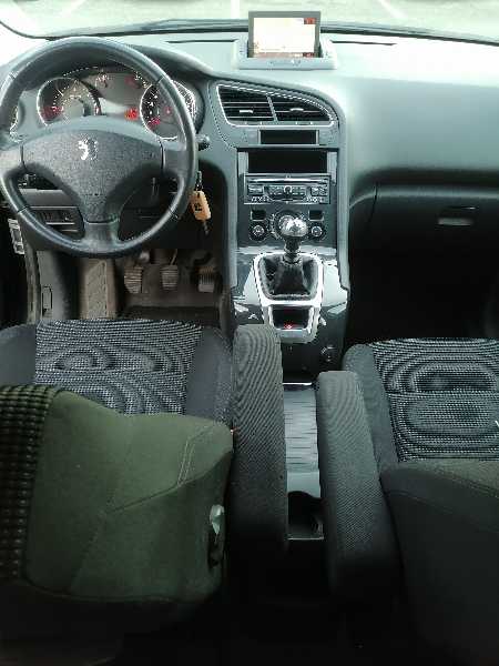 Peugeot 5008 1.6 HDI 112 FAP STYLE