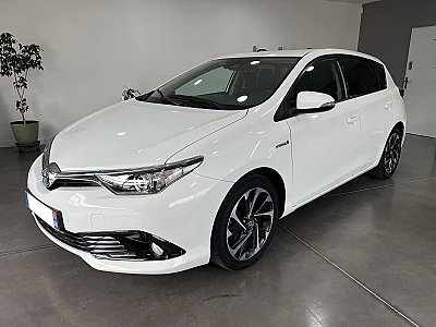 Toyota Auris Toyota Auris 1.8 HSD 136H 100 FULL-HYBRID TechnoLine RC18