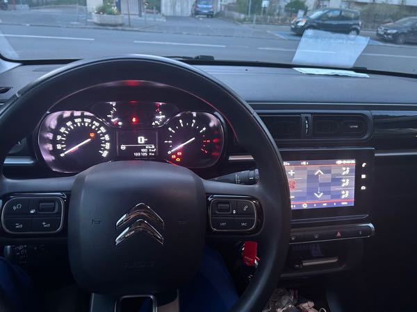 Citroen C3 III (2) 1.5 BLUEHDI 100 S&amp;S FEEL PACK
