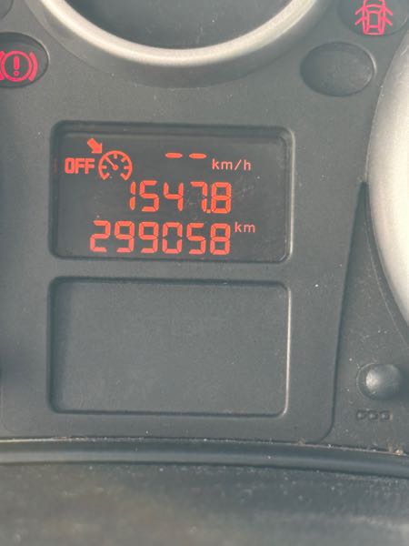 Peugeot 207 1.4 HDI 70 STYLE USB BOX 3P