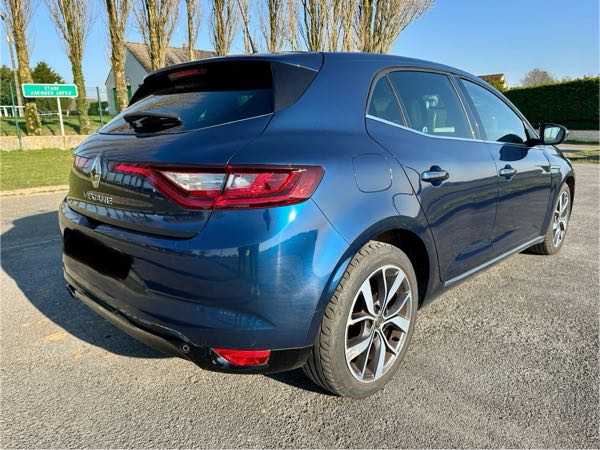 Renault Megane IV 1.2 TCE 130 ENERGY INTENS EDC