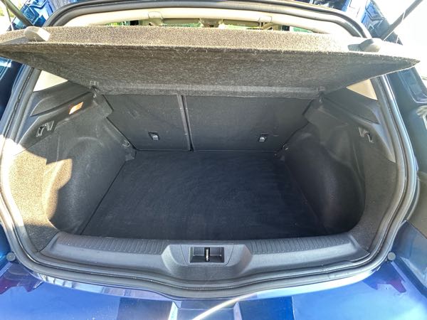 Renault Megane IV 1.2 TCE 130 ENERGY INTENS EDC