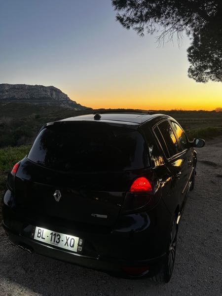 Renault Clio III (2) 1.6 128 GT 5P