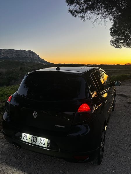 Renault Clio III (2) 1.6 128 GT 5P
