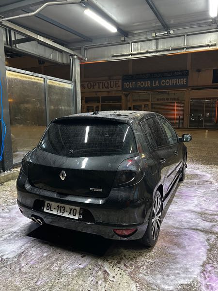 Renault Clio III (2) 1.6 128 GT 5P