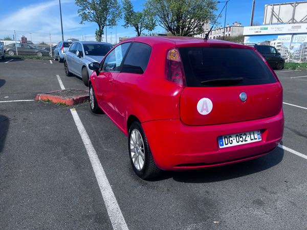 Fiat Punto III (3) 1.3 MULTIJET 16V 95 S/S EASY BUSINESS 5P