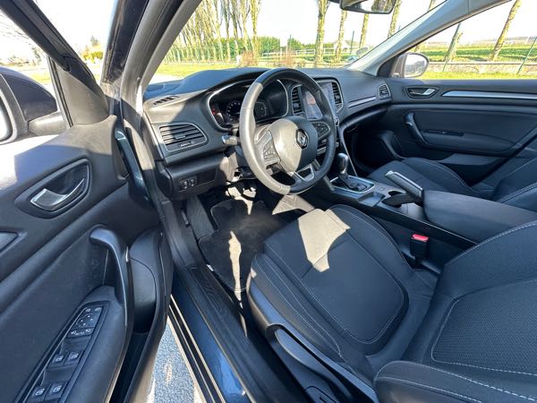 Renault Megane IV (2) 1.5 BLUE DCI 115 BUSINESS EDC 21N