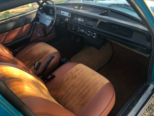 Peugeot 508 PEUGEOT 504 2.1L BERLINE - 78000KMS