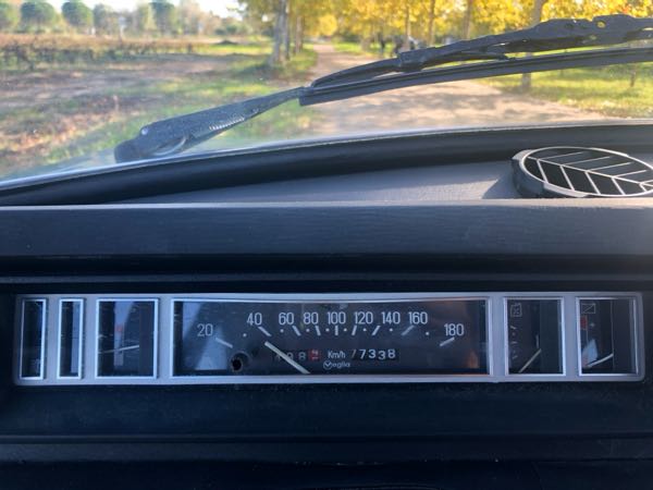 Peugeot 508 PEUGEOT 504 2.1L BERLINE - 78000KMS