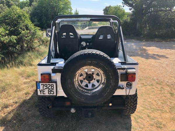 Jeep Wrangler JEEP CJ7 2.0L - 68000KMS