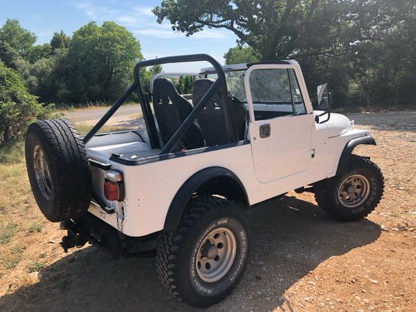 Jeep Wrangler JEEP CJ7 2.0L - 68000KMS