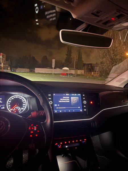 Volkswagen Polo VI 1.0 TSI 115 COPPER LINE