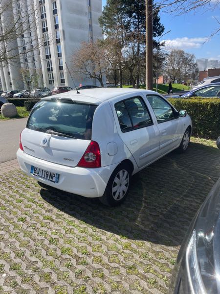 Renault Clio III (2) 1.5 DCI 70 AUTHENTIQUE 3P ECO2