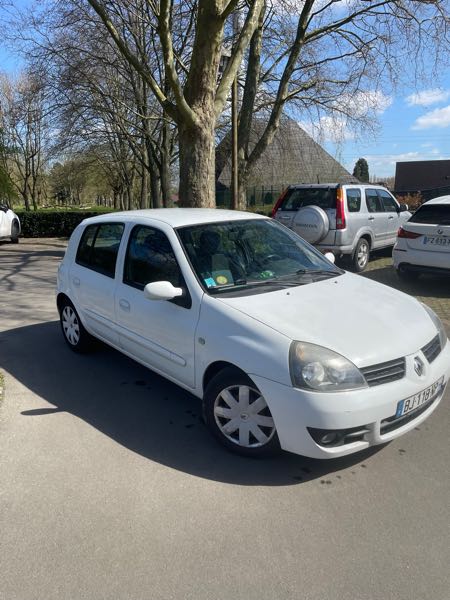 Renault Clio III (2) 1.5 DCI 70 AUTHENTIQUE 3P ECO2