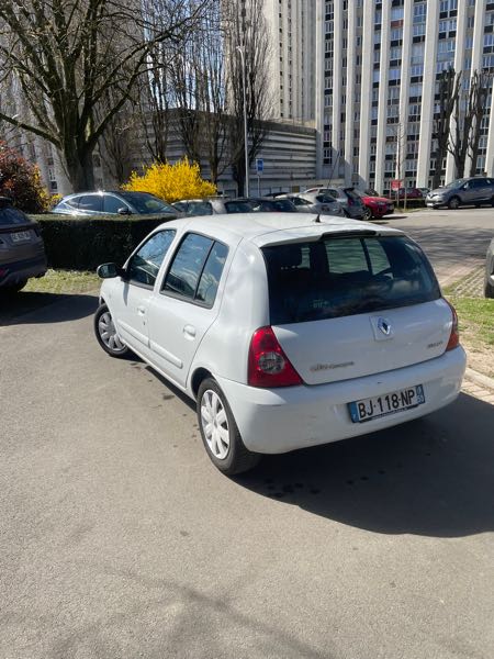 Renault Clio III (2) 1.5 DCI 70 AUTHENTIQUE 3P ECO2