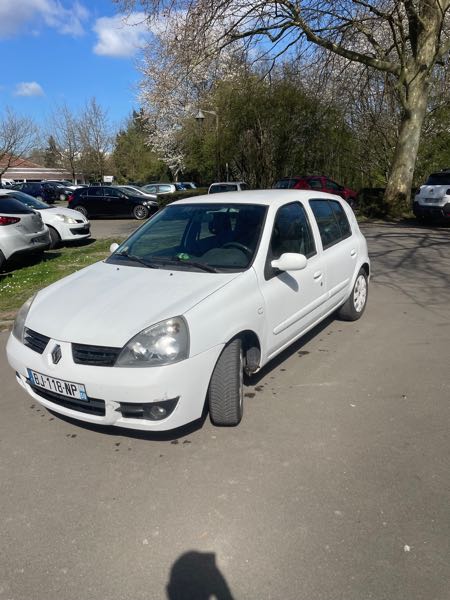 Renault Clio III (2) 1.5 DCI 70 AUTHENTIQUE 3P ECO2
