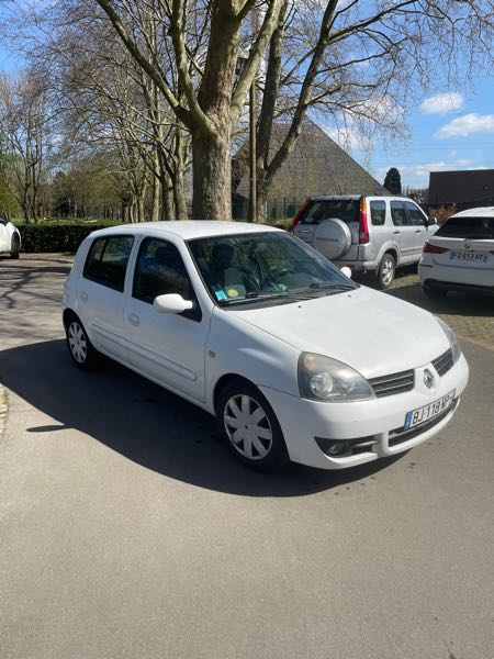 Renault Clio III (2) 1.5 DCI 70 AUTHENTIQUE 3P ECO2