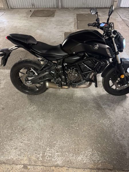 YAMAHA MT 07