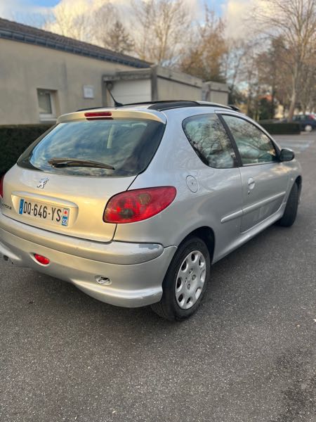 Peugeot 206 (2) 1.4 16S 90 TRENDY 3P