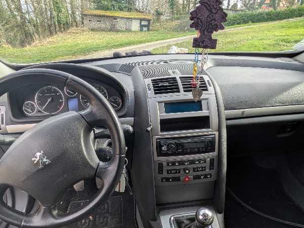 Peugeot 407 1.8 16V CONFORT