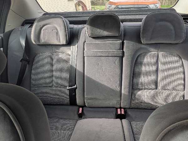 Peugeot 407 1.8 16V CONFORT