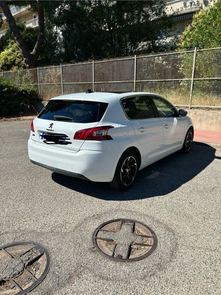 Peugeot 308 II 1.6 E-HDI 115 FELINE