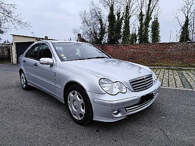 Mercedes-Benz Classe C II (2) 200 CDI CLASSIC BVA 8CV