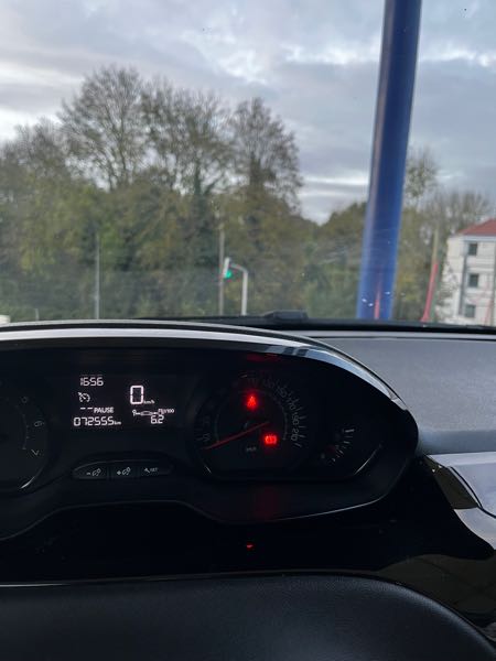 Peugeot 208 Peugeot 208