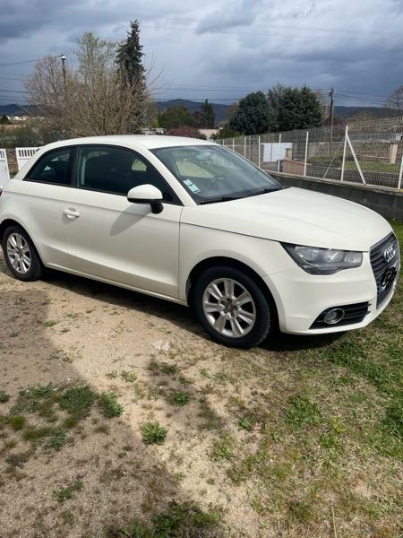 Audi A1 1.6 TDI 90 AMBITION