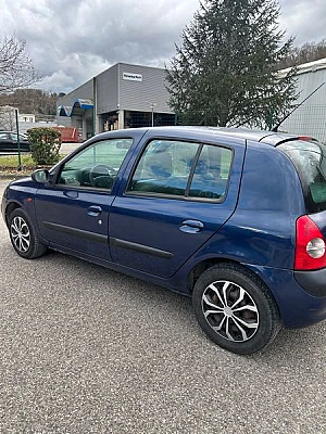 Renault Clio III 1.2 60 AUTHENTIQUE 5P