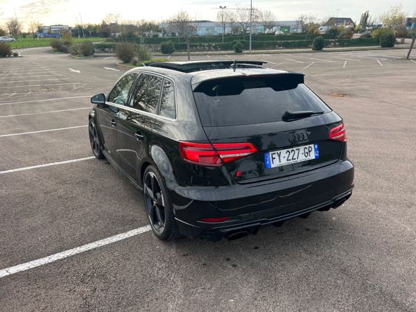 Audi RS3 II (2) SPORTBACK 2.5 TFSI 400 QUATTRO S TRONIC