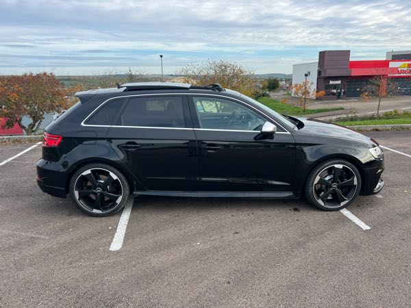 Audi RS3 II (2) SPORTBACK 2.5 TFSI 400 QUATTRO S TRONIC
