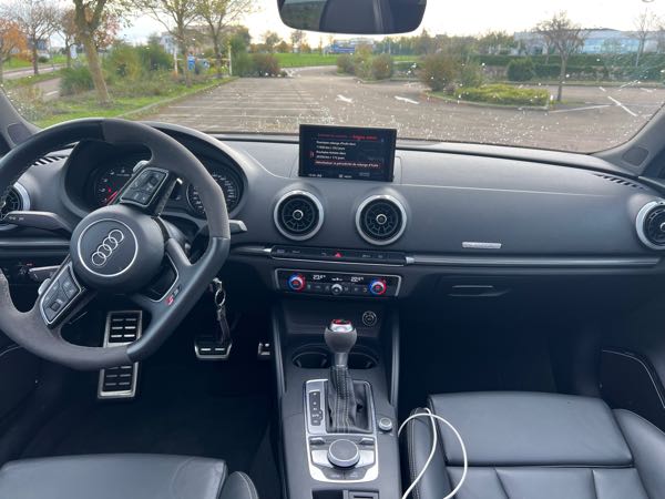 Audi RS3 II (2) SPORTBACK 2.5 TFSI 400 QUATTRO S TRONIC