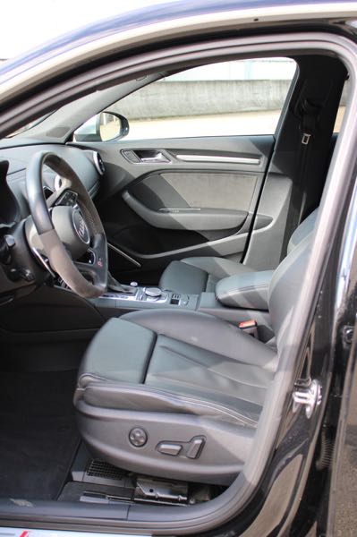 Audi RS3 II (2) SPORTBACK 2.5 TFSI 400 QUATTRO S TRONIC
