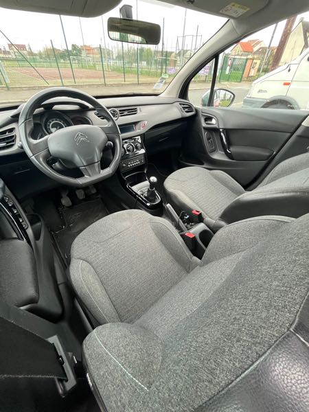 Citroen C3 II (2) 1.2 PURETECH 82 FEEL EDITION