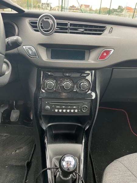 Citroen C3 II (2) 1.2 PURETECH 82 FEEL EDITION