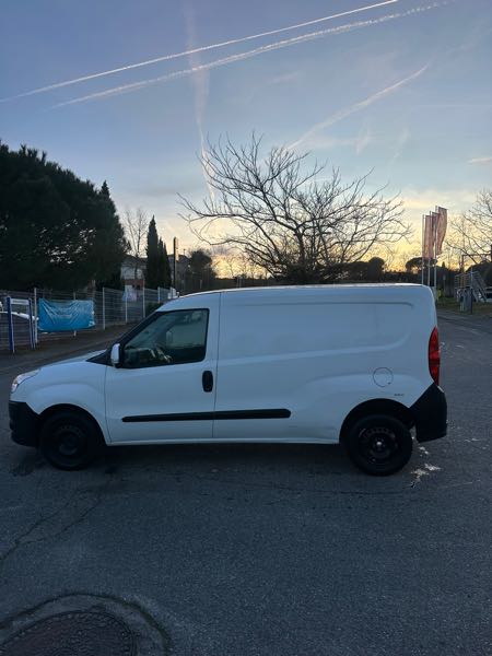 Fiat Doblo Cargo III (2) MAXI 1.3 MJET 90 PACK USB CLIM 1000KG 3PL