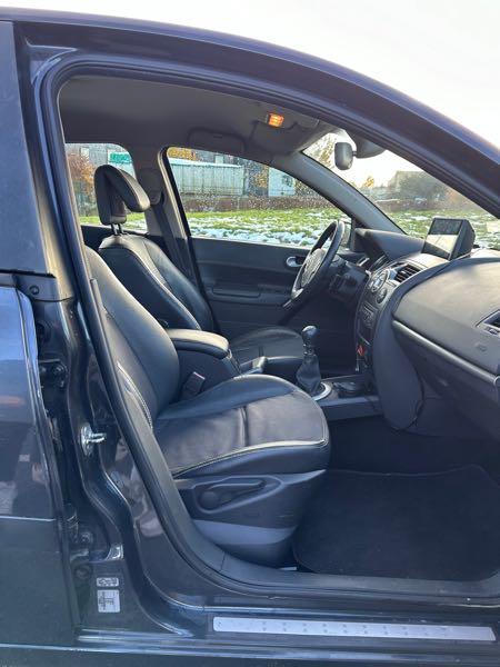 Renault Megane II (2) 1.5 DCI 105 AUTHENTIQUE 5P