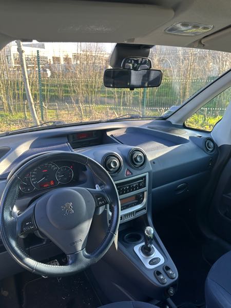 Peugeot 1007 1.6 110 ROXY 2-TRONIC