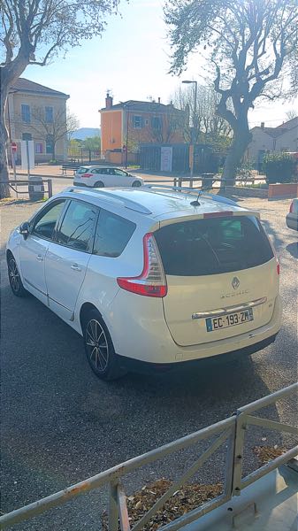 Renault Grand Scenic III (3) 1.6 DCI 130 FAP ENERGY BOSE EDITION 7PL E6