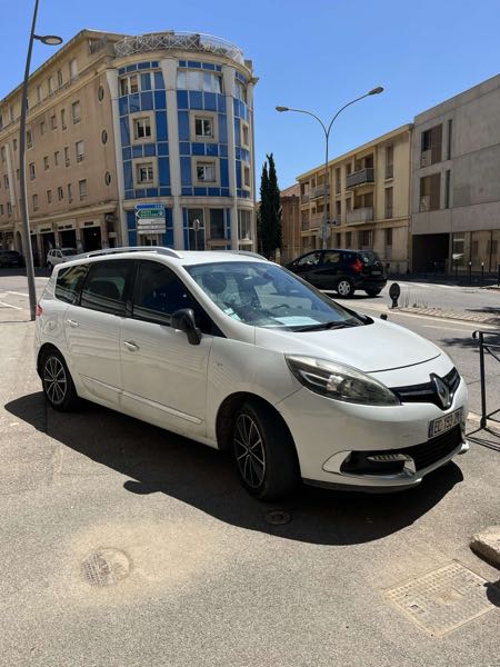 Renault Grand Scenic III (3) 1.6 DCI 130 FAP ENERGY BOSE EDITION 7PL E6