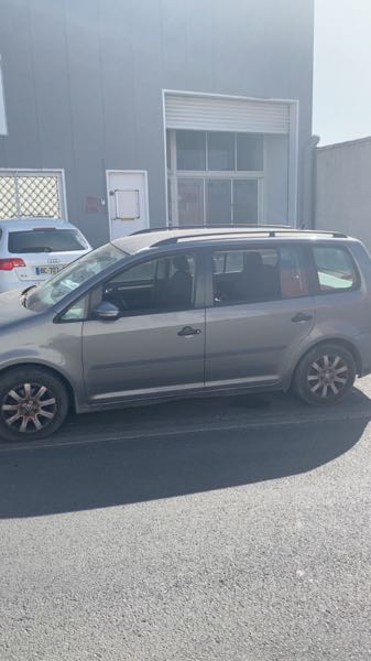 Volkswagen Touran Volkswagen touran négociable échange ou 2500€