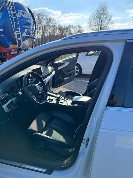 Audi A4 V AVANT V6 3.0 TDI 272 S LINE QUATTRO TIPTRONIC