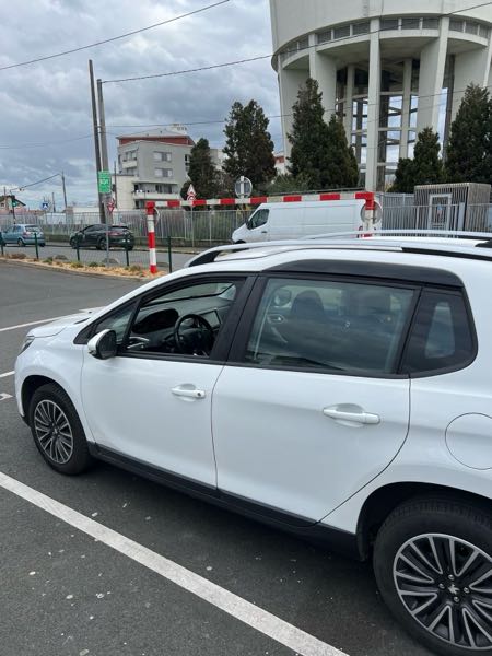 Peugeot 2008 (2) 1.5 BLUEHDI 100 S&amp;S ALLURE BUSINESS