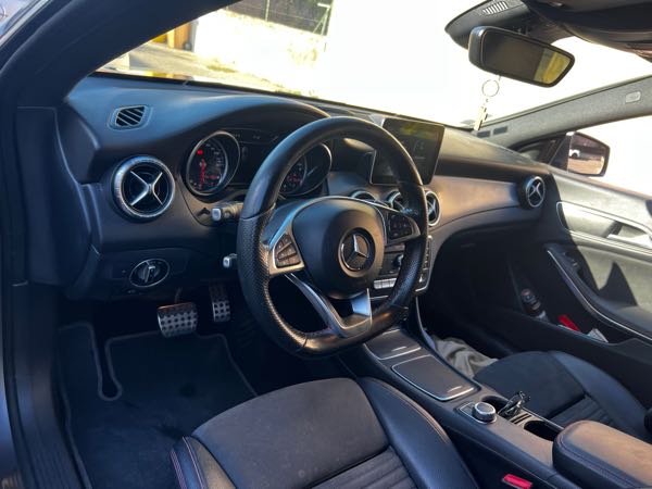 Mercedes-Benz Cla (2) 200 D 7CV INSPIRATION 7G-DCT