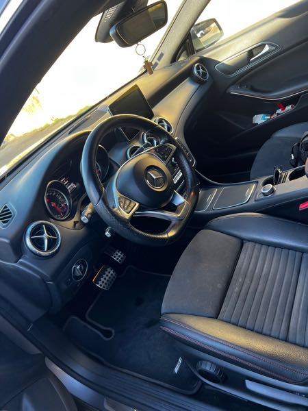 Mercedes-Benz Cla (2) 200 D 7CV INSPIRATION 7G-DCT