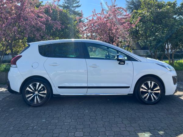 Peugeot 3008 Peugeot 3008 hybride
